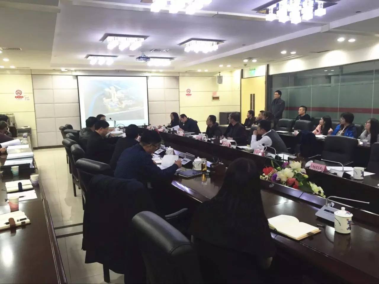 金开乐鱼网站官方站登录入口-乐鱼online（中国）
办公大楼及区行政服务中心设计方案评审会顺召开