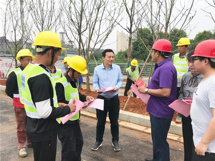 金开乐鱼网站官方站登录入口-乐鱼online（中国）
纪委深入在建项目开展扫黑除恶专项斗争宣传活动