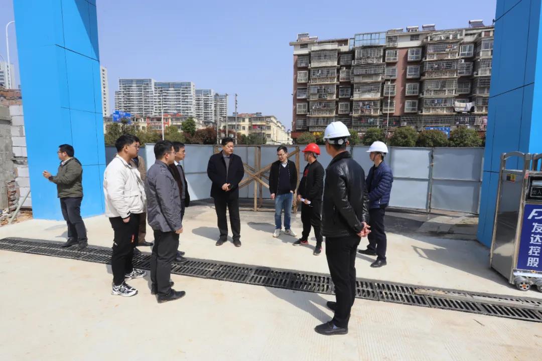 乐鱼网站官方站登录入口-乐鱼online（中国）
党委书记、董事长谢荣华调度乐鱼网站官方站登录入口-乐鱼online（中国）
重大重点建设项目