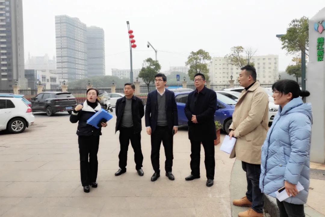 区管委会副主任贺敏调研金开乐鱼网站官方站登录入口-乐鱼online（中国）
资产管理及园区服务情况