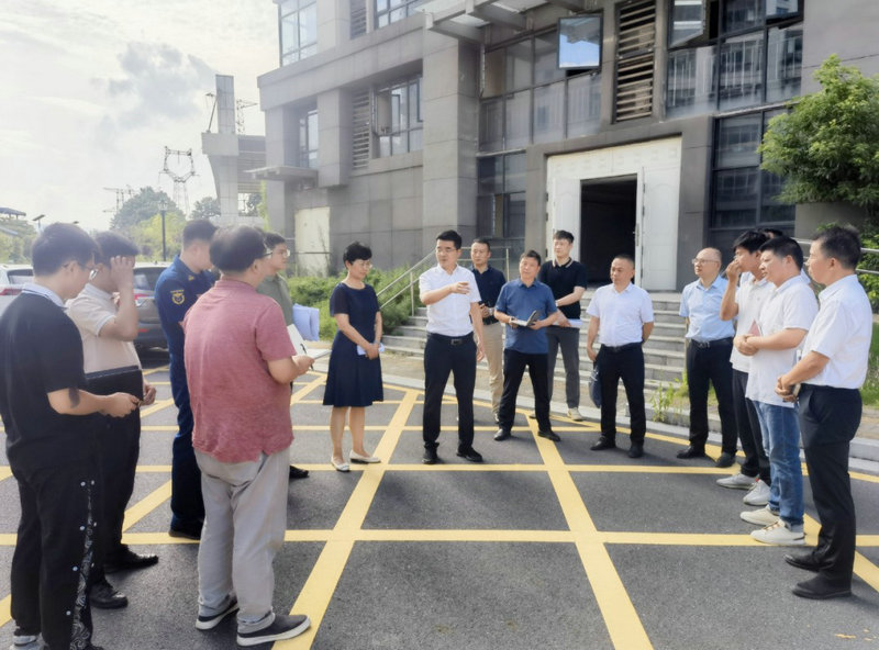 贺敏深入欧菲光二号园区调研&ldquo;产教融合项目&rdquo;入驻情况