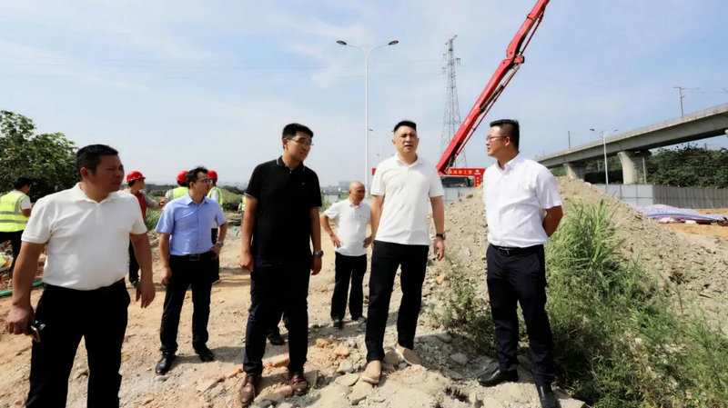李茶根调研督导乐鱼网站官方站登录入口-乐鱼online（中国）
重点项目建设