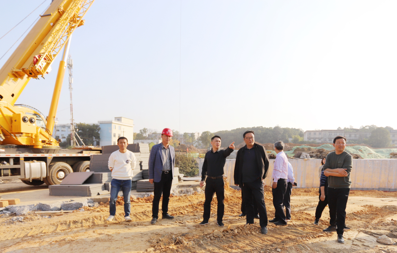 李茶根调研乐鱼网站官方站登录入口-乐鱼online（中国）
路网项目建设