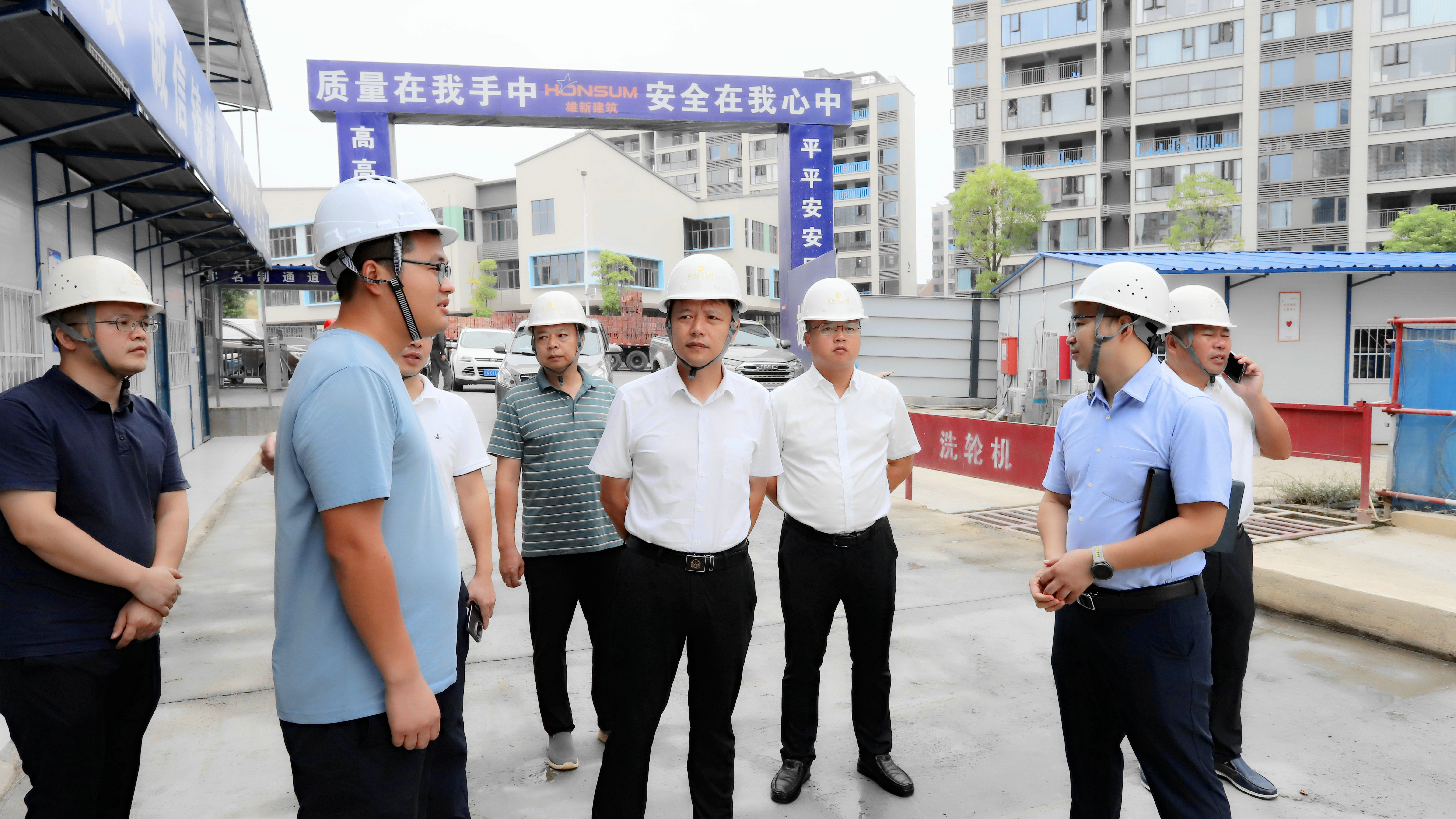 罗贤锦带队调研乐鱼网站官方站登录入口-乐鱼online（中国）
重点项目建设情况