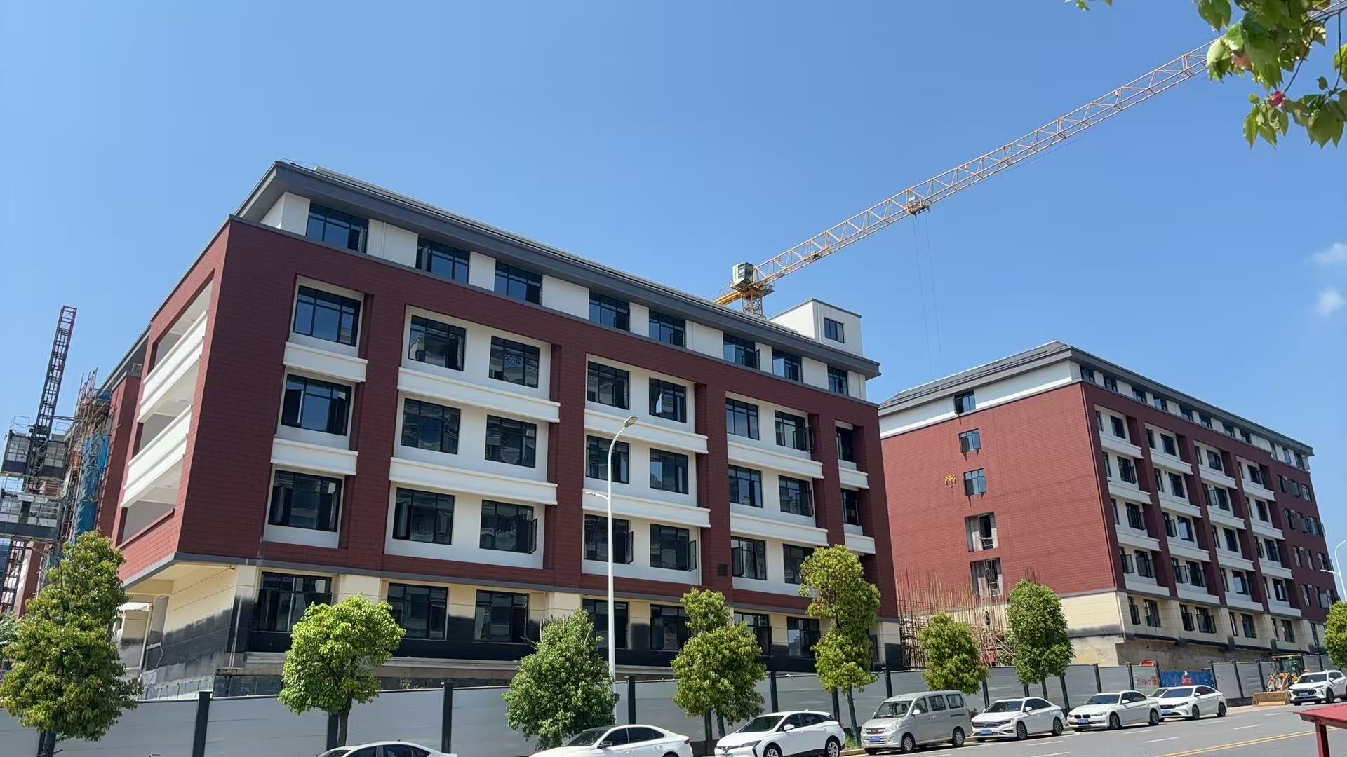&ldquo;五一&rdquo;假期不停工  项目建设不打烊